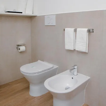 23 ベッド・アンド・ブレックファスト 4*